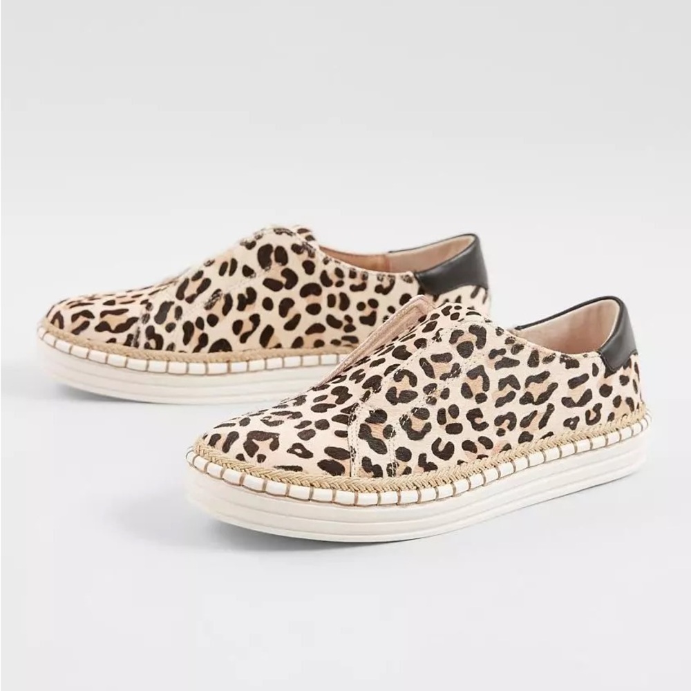 J/Slides Karla Slip-On Cheetah Leopard Animal Print Sneaker women shoe size 9